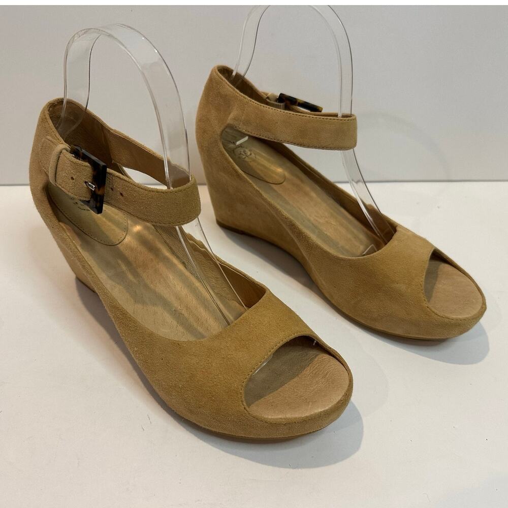 Johnston & Murphy Suede Peep Toe Wedge Sandals Women’s 9 Beige Ankle Unique